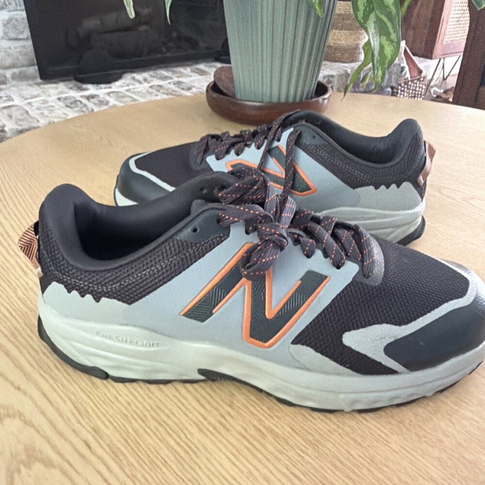 New Balance Fresh Foam 510 v6 Mens 9 4E Black Orange Trail Shoe MT510LC6